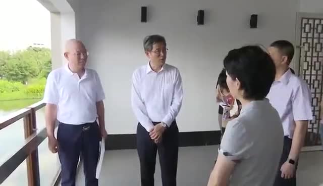 何忠友到三角池片区综合环境整治项目调研 提出这些要求 何忠友到三角池片区综合环境整治项目调研 提出这些要求
