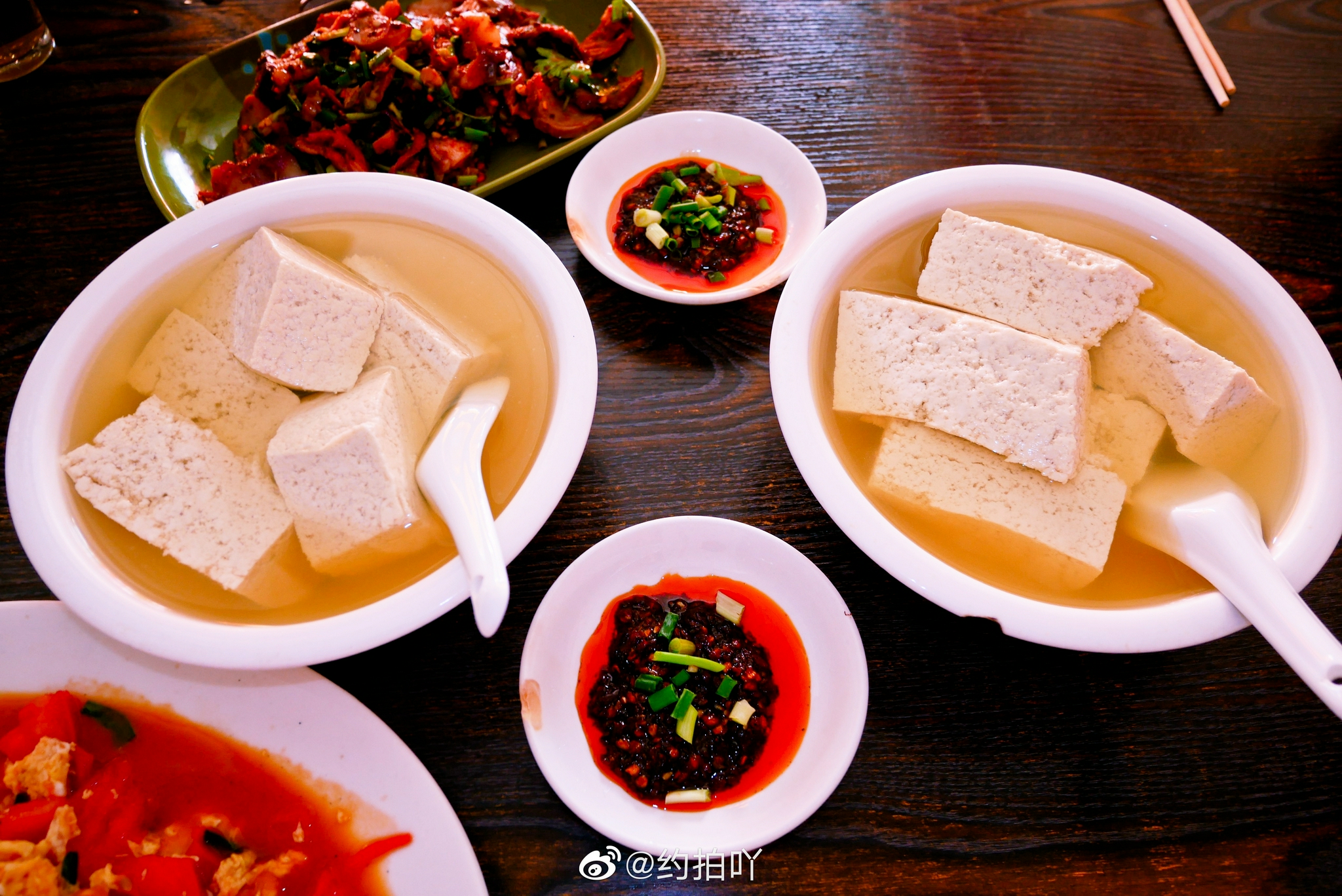 出游花式觅食啦今天去吃四川美食豆花饭看着真是色诱可餐啊