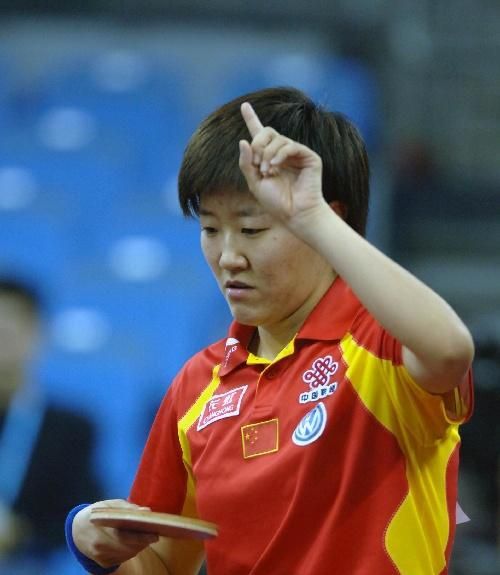 郭焱曾为女乒队长,拿到两次世界杯单打冠军,却三次落选奥运