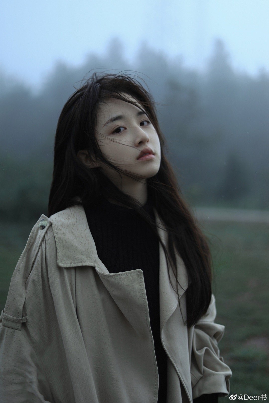 我在等你 等下完这场雨摄影@deer书 出镜@严屹南啊