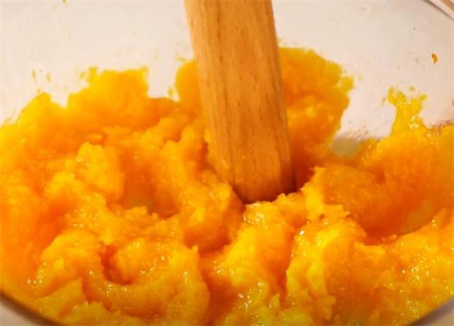 南瓜别再煮粥吃了，这样做暄软香甜，营养又美味，比蛋糕还好吃休闲区蓝鸢梦想 - Www.slyday.coM