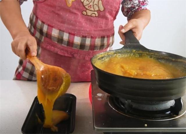 红薯新做法,不蒸不烤不烙饼,香甜可口,孩子一口一块,直说好吃休闲区蓝鸢梦想 - Www.slyday.coM 红薯新做法,不蒸不烤不烙饼,香甜可口,孩子一口一块,直说好吃休闲区蓝鸢梦想 - Www.slyday.coM