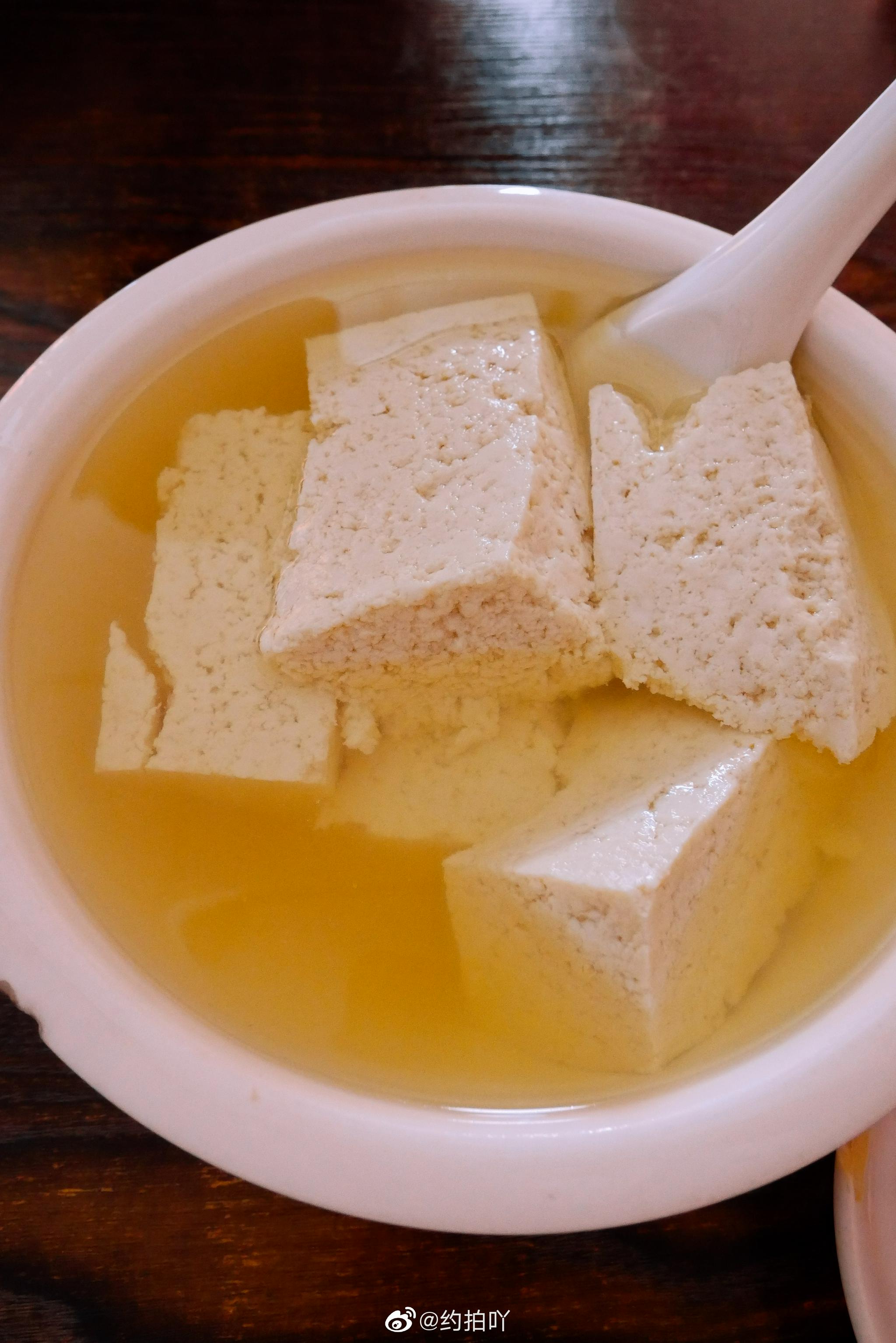 出游花式觅食啦今天去吃四川美食豆花饭看着真是色诱可餐啊