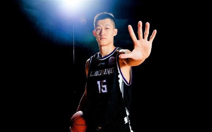可能很多辽宁队球迷都已经忘记了郭旭,郭旭16-17赛季就开始打cba,最近