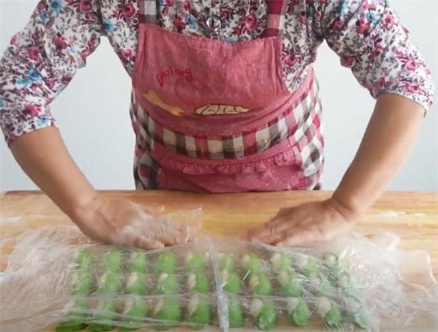 馒头这么做真好吃,多加1样食材,松软香甜,一次蒸一锅不够吃休闲区蓝鸢梦想 - Www.slyday.coM 馒头这么做真好吃,多加1样食材,松软香甜,一次蒸一锅不够吃休闲区蓝鸢梦想 - Www.slyday.coM