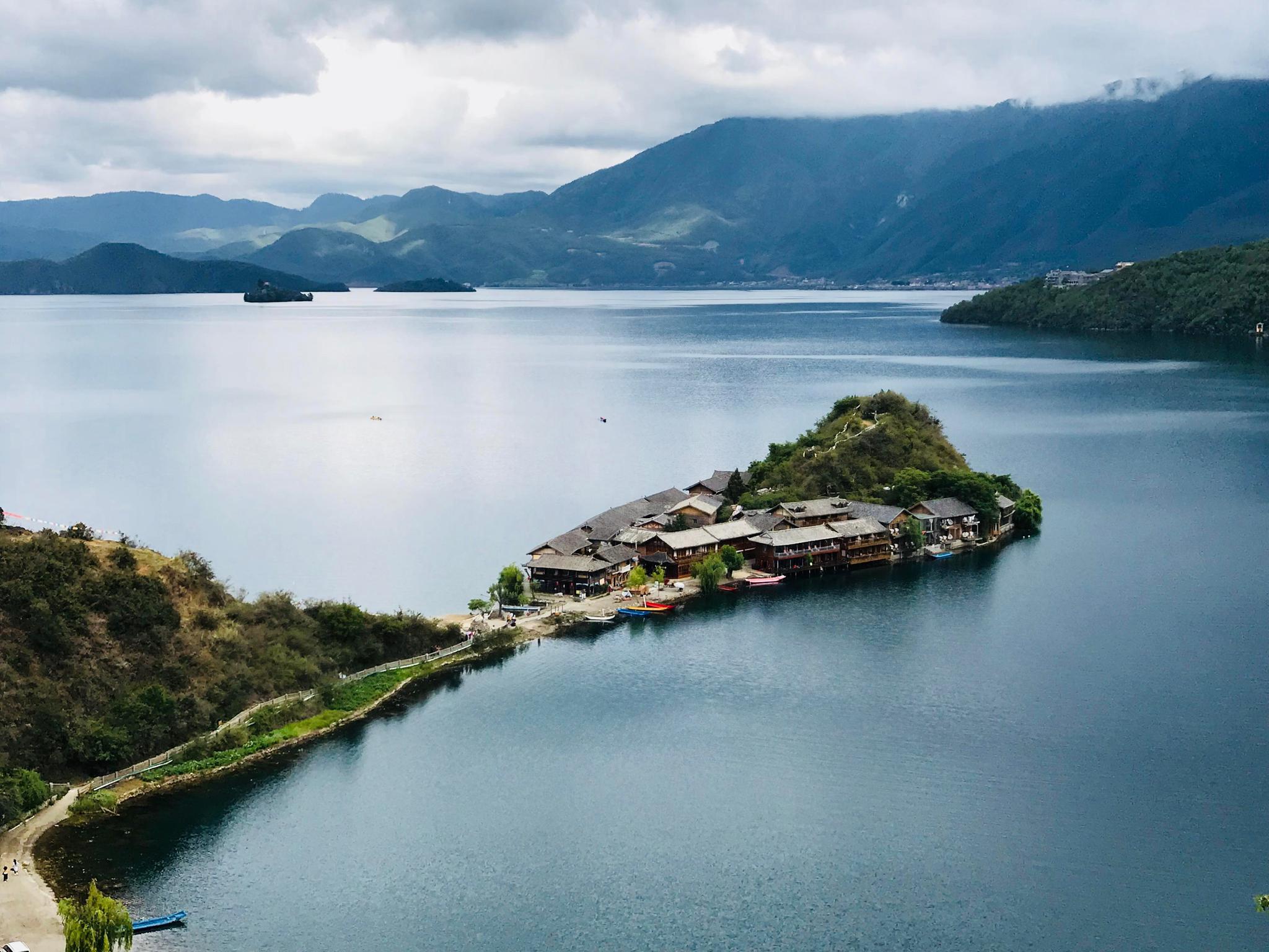 女儿国泸沽湖,每一处风景都让人留恋忘返.