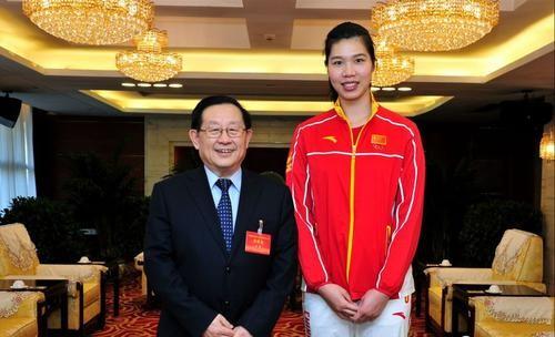 中国女排奥运会的"三朝元老",一则短信让郎平热泪盈眶|徐云丽|中国