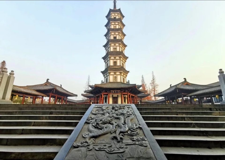 衢州新建大型体育公园正式开放市民健身迎来全新地标