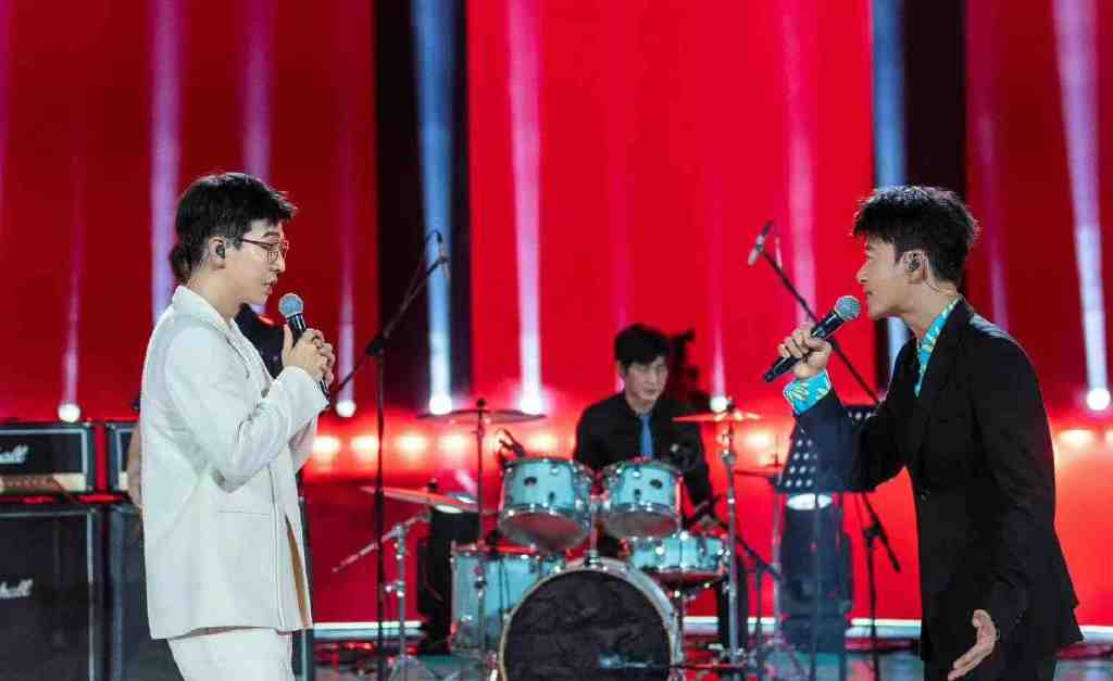 央视中秋晚会:《人世间》周家五口再聚首,王一博周冬雨变画中人休闲区蓝鸢梦想 - Www.slyday.coM 央视中秋晚会:《人世间》周家五口再聚首,王一博周冬雨变画中人休闲区蓝鸢梦想 - Www.slyday.coM