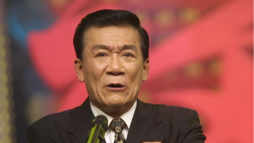 谁是侯耀文的大徒弟？听听他的两位弟子怎么说|贾伦|李博成|荆林野|郭德纲|陈寒柏_新浪新闻