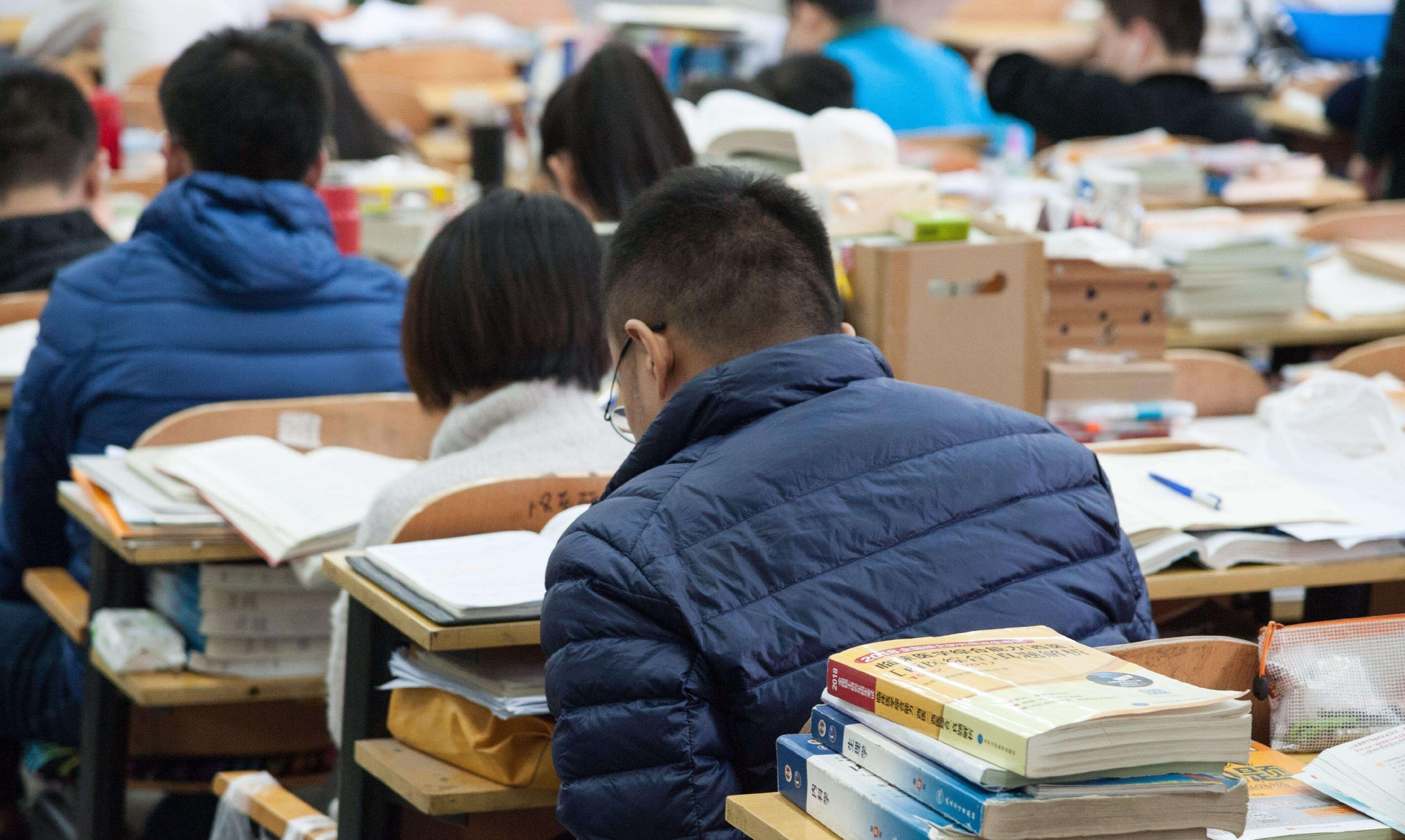 考研究生反而不好找工作,日本人这点很认真,大家觉得应该学吗?休闲区蓝鸢梦想 - Www.slyday.coM 考研究生反而不好找工作,日本人这点很认真,大家觉得应该学吗?休闲区蓝鸢梦想 - Www.slyday.coM