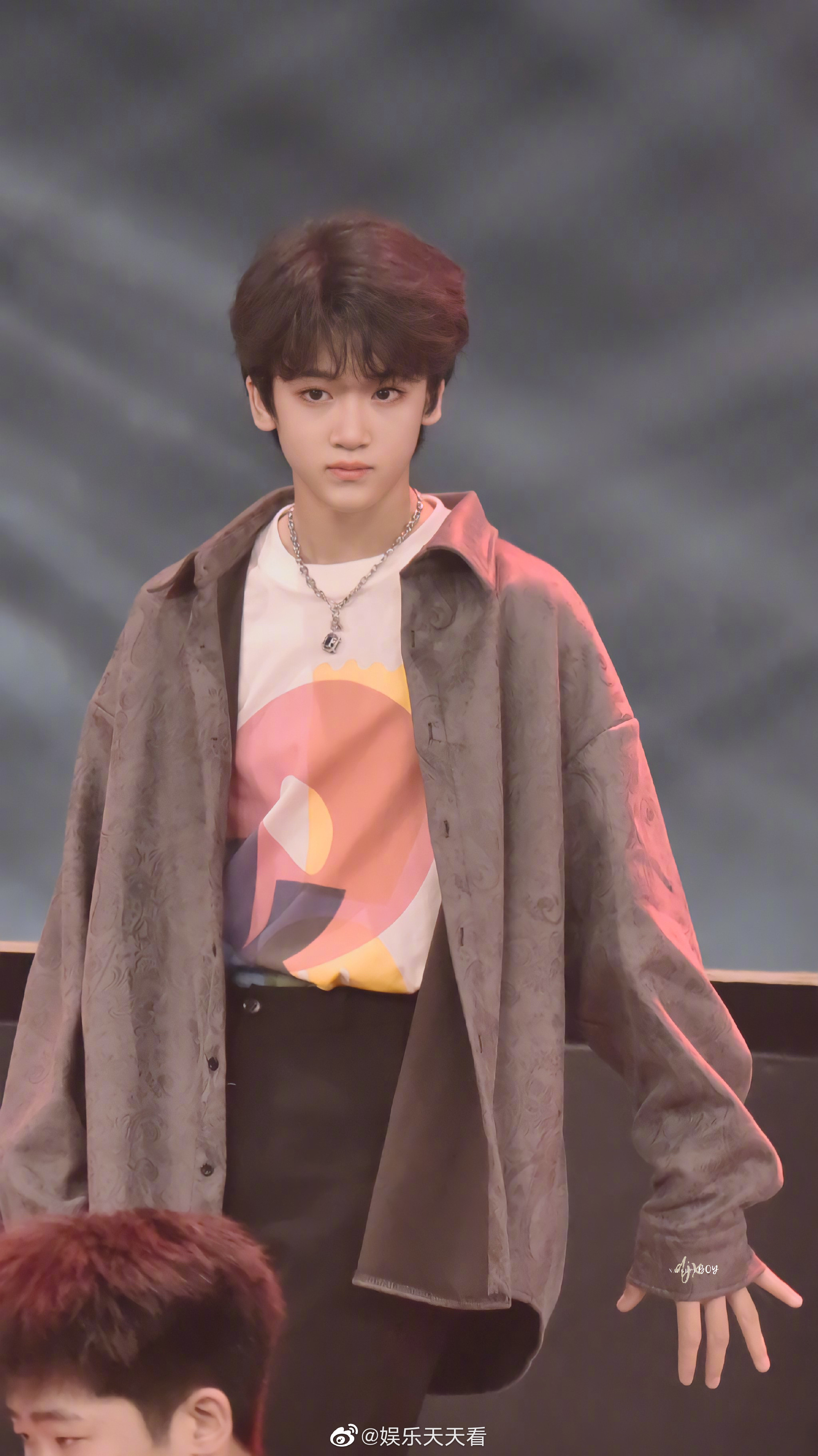 恭喜邓佳鑫考上重庆七中,以后就是高中生啦!