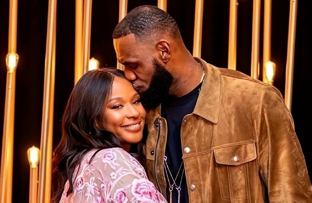 詹姆斯再度表白詹嫂:没有她的支持,我不会有成就|詹姆斯|萨瓦娜|成就