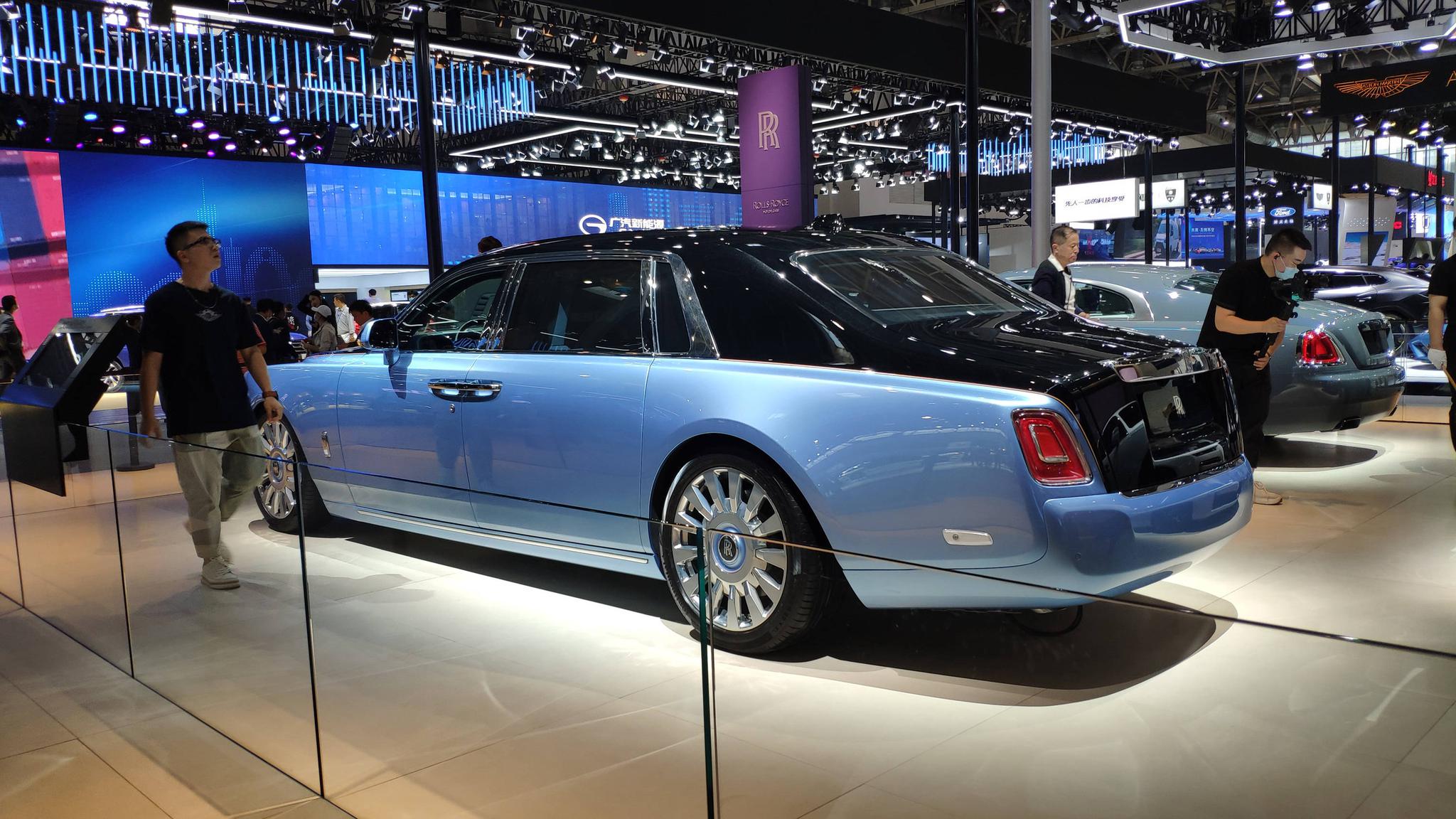 2020年北京车展:全新劳斯莱斯幻影长轴版实车-新浪汽车