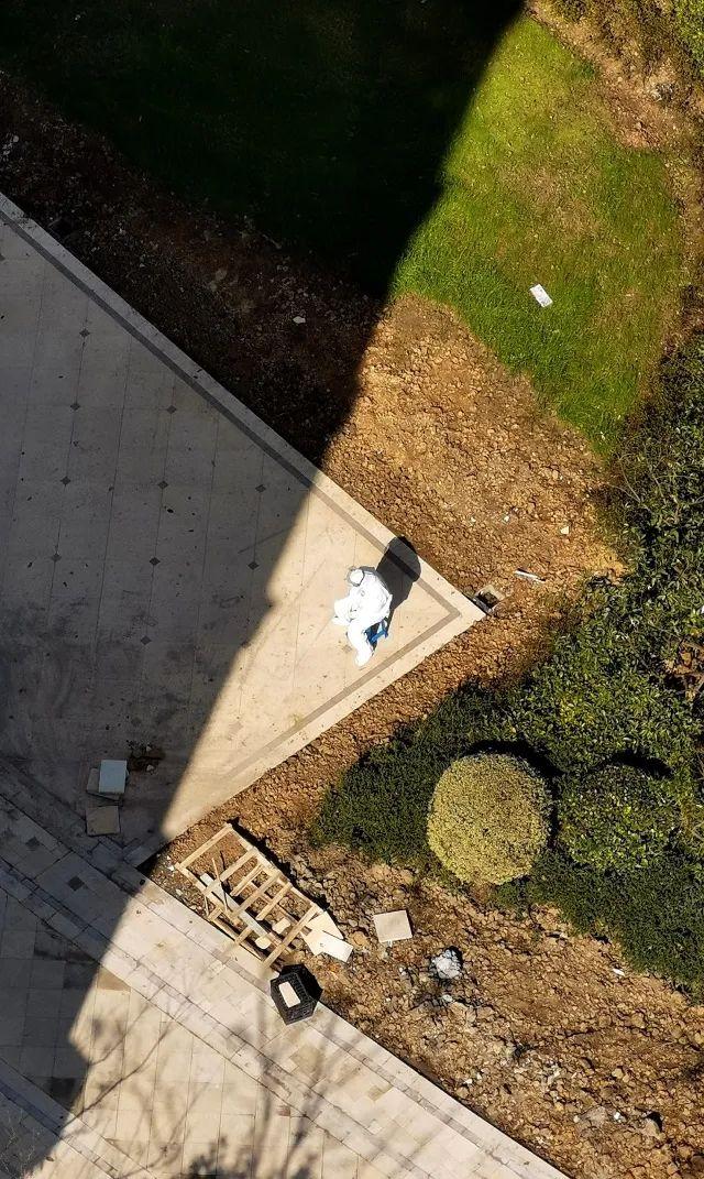 全杭州都在找的“天使大白”找到了！但他不是一个人......休闲区蓝鸢梦想 - Www.slyday.coM