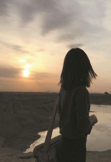 那个女孩,未有过光