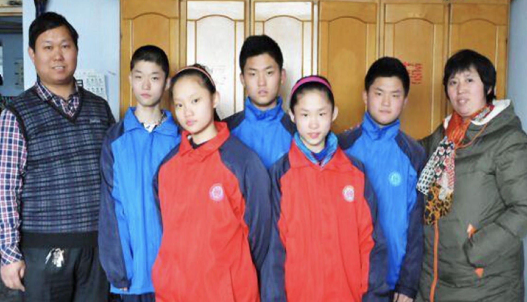 中国七胞胎已16岁图片