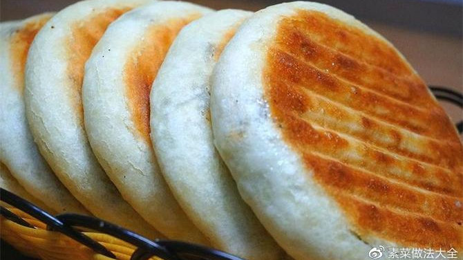 发面糖饼,下锅前记住这2个诀窍,保证皮薄香甜,凉了也不会硬|糖饼|发面|诀窍_新浪新闻