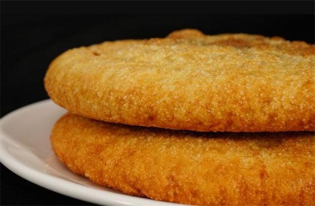 夏天不吃这饼太亏,外边卖15元一个,比面包还香,太好吃了休闲区蓝鸢梦想 - Www.slyday.coM 夏天不吃这饼太亏,外边卖15元一个,比面包还香,太好吃了休闲区蓝鸢梦想 - Www.slyday.coM