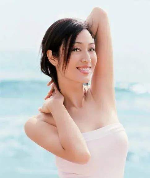 2022香港小姐三甲颜值又遭吐槽：一年比一年差休闲区蓝鸢梦想 - Www.slyday.coM