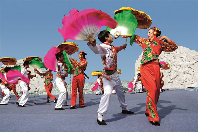 年俗日历·大年初二|井陉拉花遍地开休闲区蓝鸢梦想 - Www.slyday.coM 年俗日历·大年初二|井陉拉花遍地开休闲区蓝鸢梦想 - Www.slyday.coM