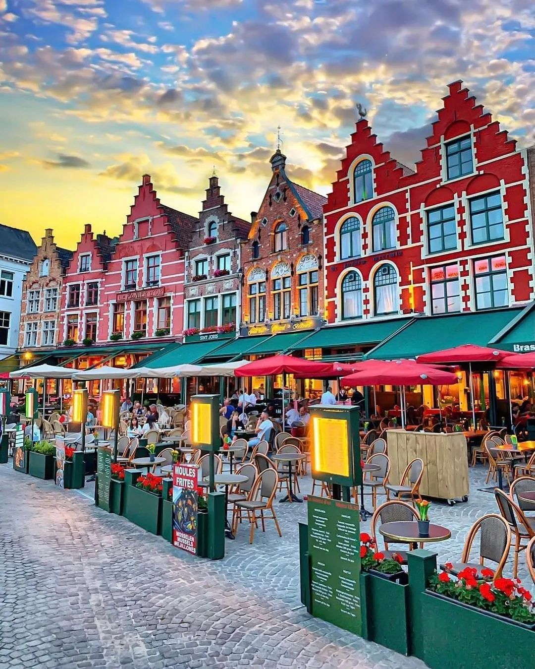 比利时悠久的布鲁日古城