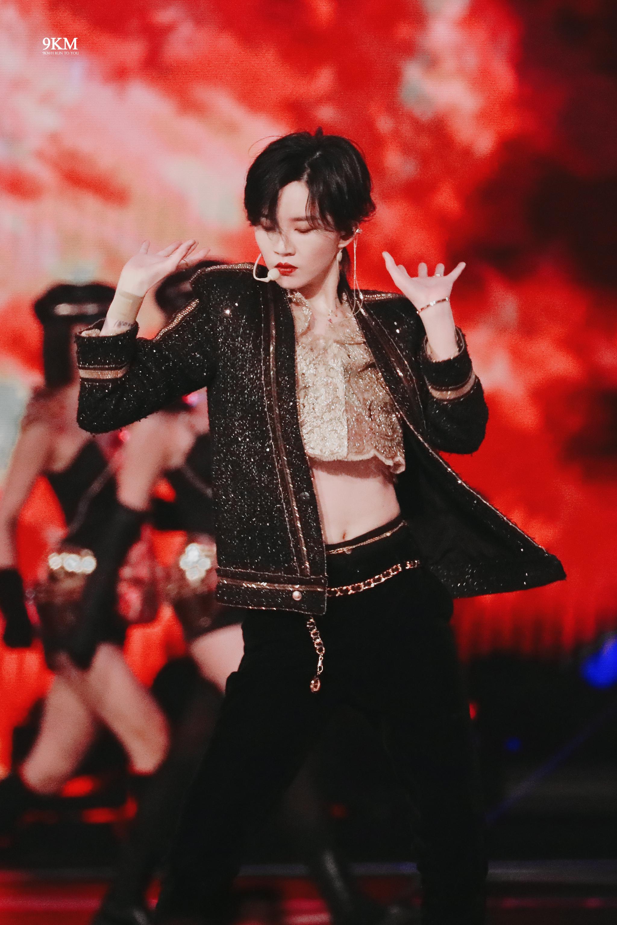 舞台王者,长腿舞担,陆柯燃气场鲨人