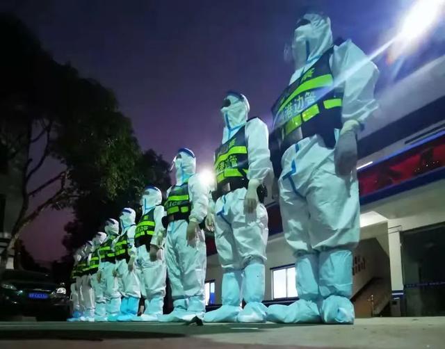 广西东兴新增8例本土确诊,一地升为高风险!最严举措、最实管控,直击战疫现场→休闲区蓝鸢梦想 - Www.slyday.coM 广西东兴新增8例本土确诊,一地升为高风险!最严举措、最实管控,直击战疫现场→休闲区蓝鸢梦想 - Www.slyday.coM