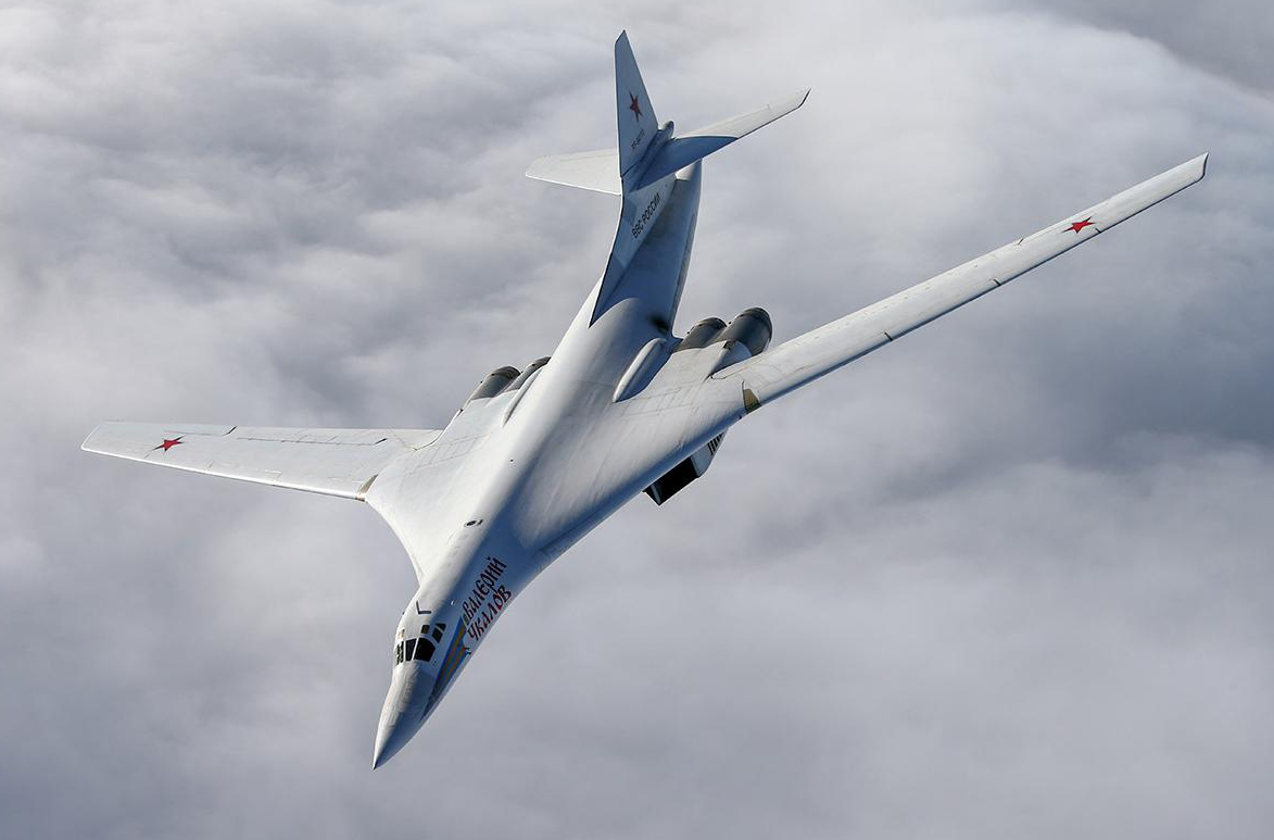 俄对图160轰炸机做了什么提升实战水平给北约制造难题