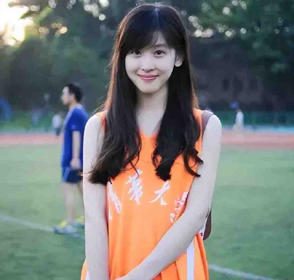 章泽天被曝怀孕,小腹隆起疑有数月身孕,与刘强东逛超市秀恩爱休闲区蓝鸢梦想 - Www.slyday.coM 章泽天被曝怀孕,小腹隆起疑有数月身孕,与刘强东逛超市秀恩爱休闲区蓝鸢梦想 - Www.slyday.coM