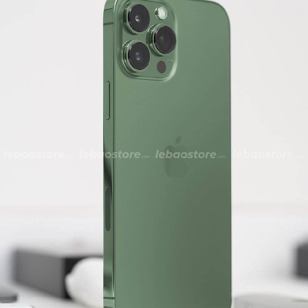 iPhone 13 Pro苍岭绿真机图大量曝光：强光下更好看休闲区蓝鸢梦想 - Www.slyday.coM