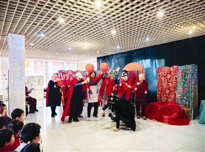 “孙伙计”毕业了 “老小孩儿”还没离开幼儿园