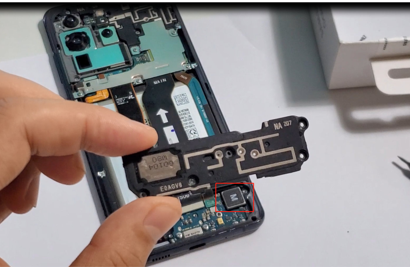 三星s20u拆解 内部结构 维修费用指南