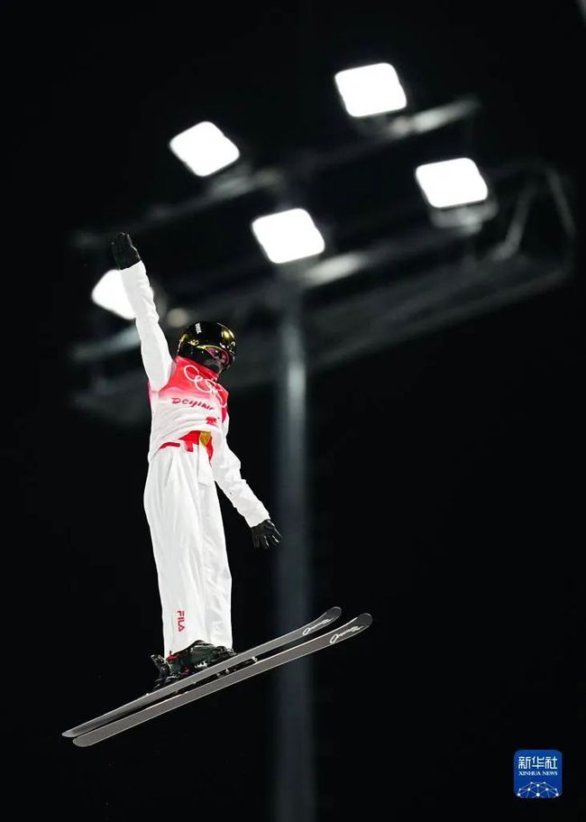 金牌！徐梦桃终于圆梦了休闲区蓝鸢梦想 - Www.slyday.coM