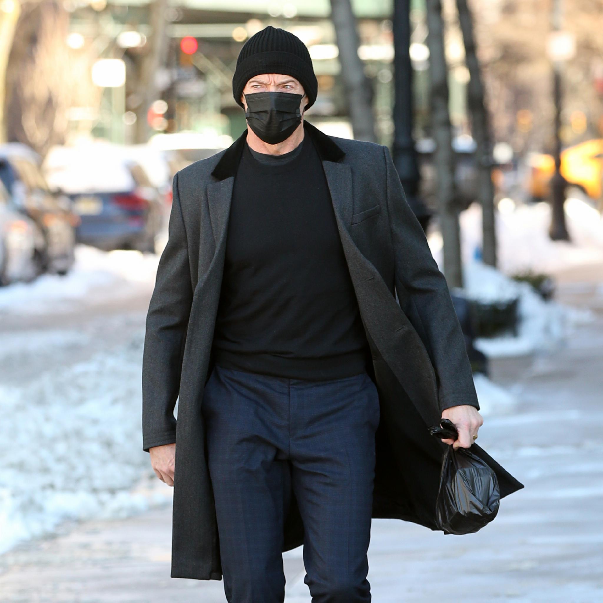 街拍|休杰克曼_新浪新闻