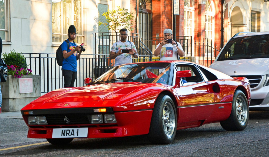 红色法拉利ferrari288gto