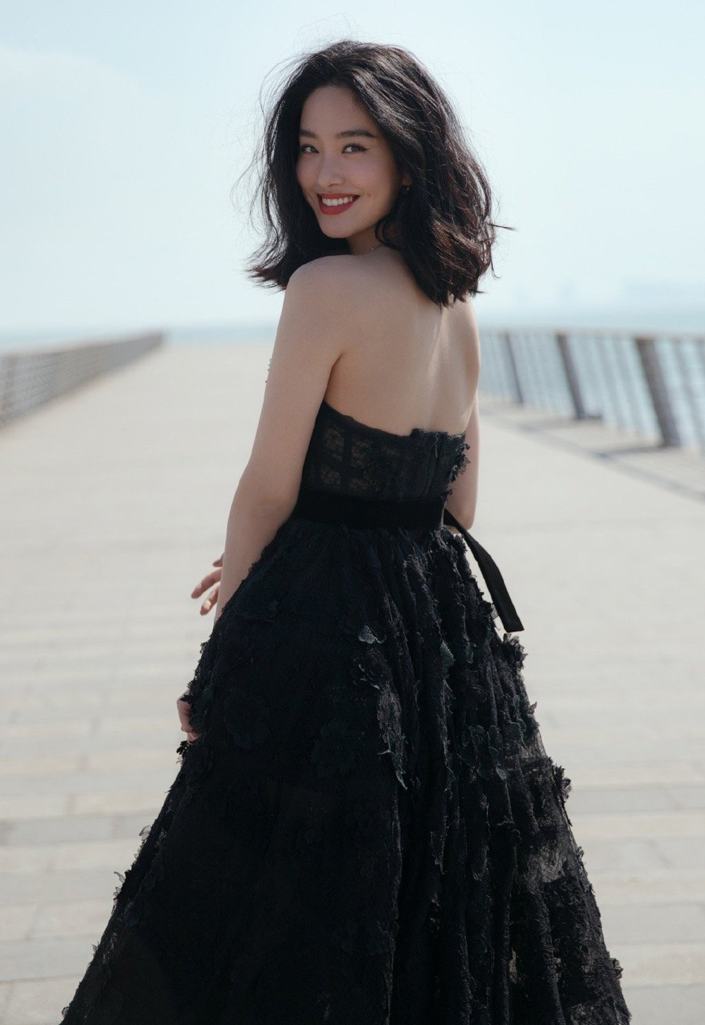 杨采钰|优雅大气活动照