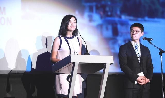 小敏家:继张子枫后,黄磊又捧红了一位00后演员,颜值不输李庚希休闲区蓝鸢梦想 - Www.slyday.coM 小敏家:继张子枫后,黄磊又捧红了一位00后演员,颜值不输李庚希休闲区蓝鸢梦想 - Www.slyday.coM