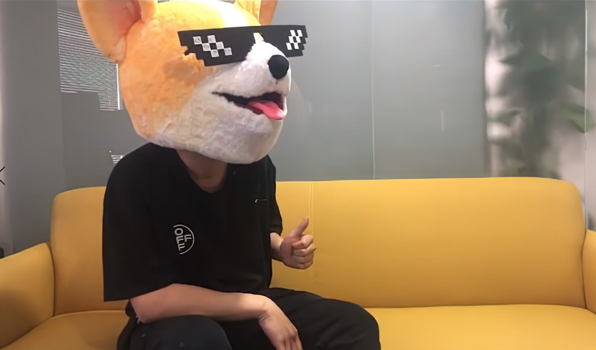 碧哥后赵亚龙宣布离开!lol小智现场办白事会,灵堂k歌欢送龙哥