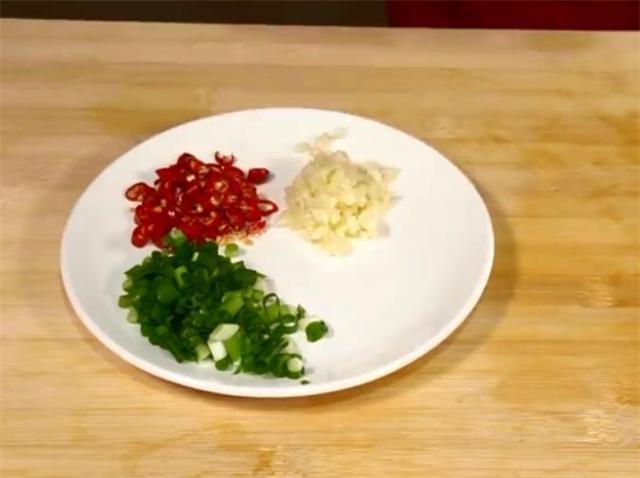 饭店的拌黄瓜为什么那么好吃？所有窍门都在这里，看一遍就学会休闲区蓝鸢梦想 - Www.slyday.coM