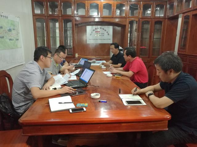 全面咨询服务 打造中老铁路精品工程——记中国铁路设计集团有限公司中老铁路项目部经理刘海中休闲区蓝鸢梦想 - Www.slyday.coM