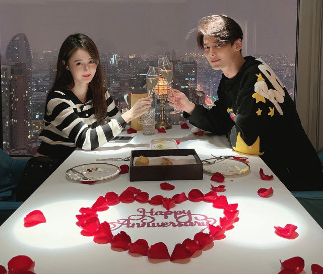 感情出状况?郭品超女友深夜发文称真恶心:谎言只有0次和无数次休闲区蓝鸢梦想 - Www.slyday.coM 感情出状况?郭品超女友深夜发文称真恶心:谎言只有0次和无数次休闲区蓝鸢梦想 - Www.slyday.coM