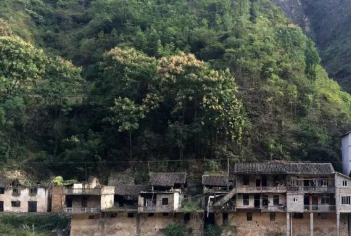4年前，老人梦见院子地下有宝物，挖了16米后，不料成了村里首富休闲区蓝鸢梦想 - Www.slyday.coM