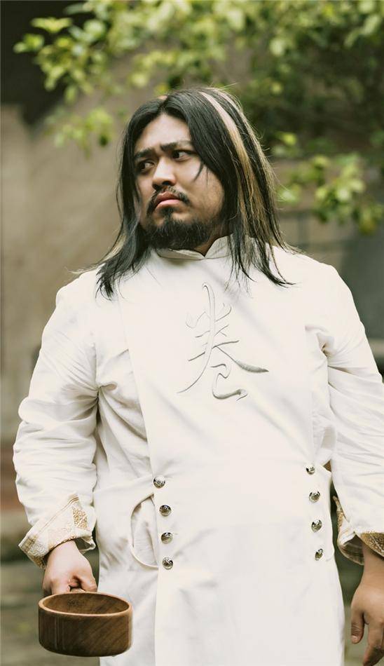 赘婿王成思做16年配角38岁演耿护院终于红了