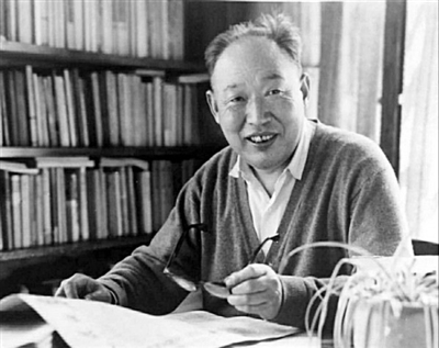 文菲 流亡路上的“唤醒者”