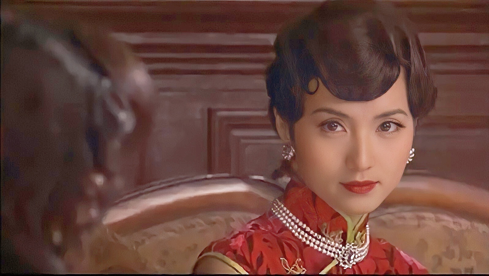 现在吹上天的 司藤风格 始作俑者是陈好 不解释她演《纸醉金迷》的