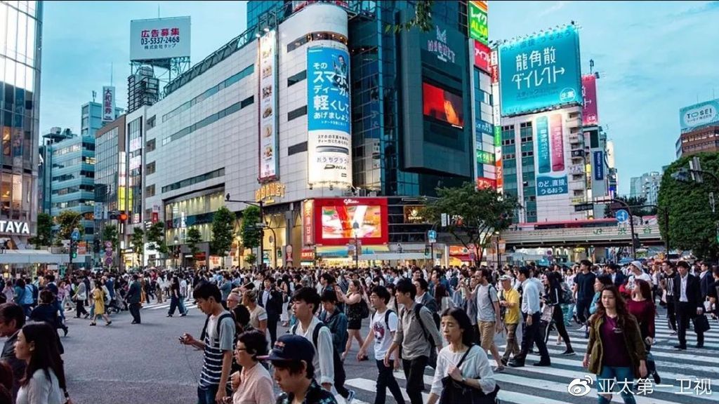 在全国人口减少的同时,东京人口却在20年内增加超过16,反映出日本