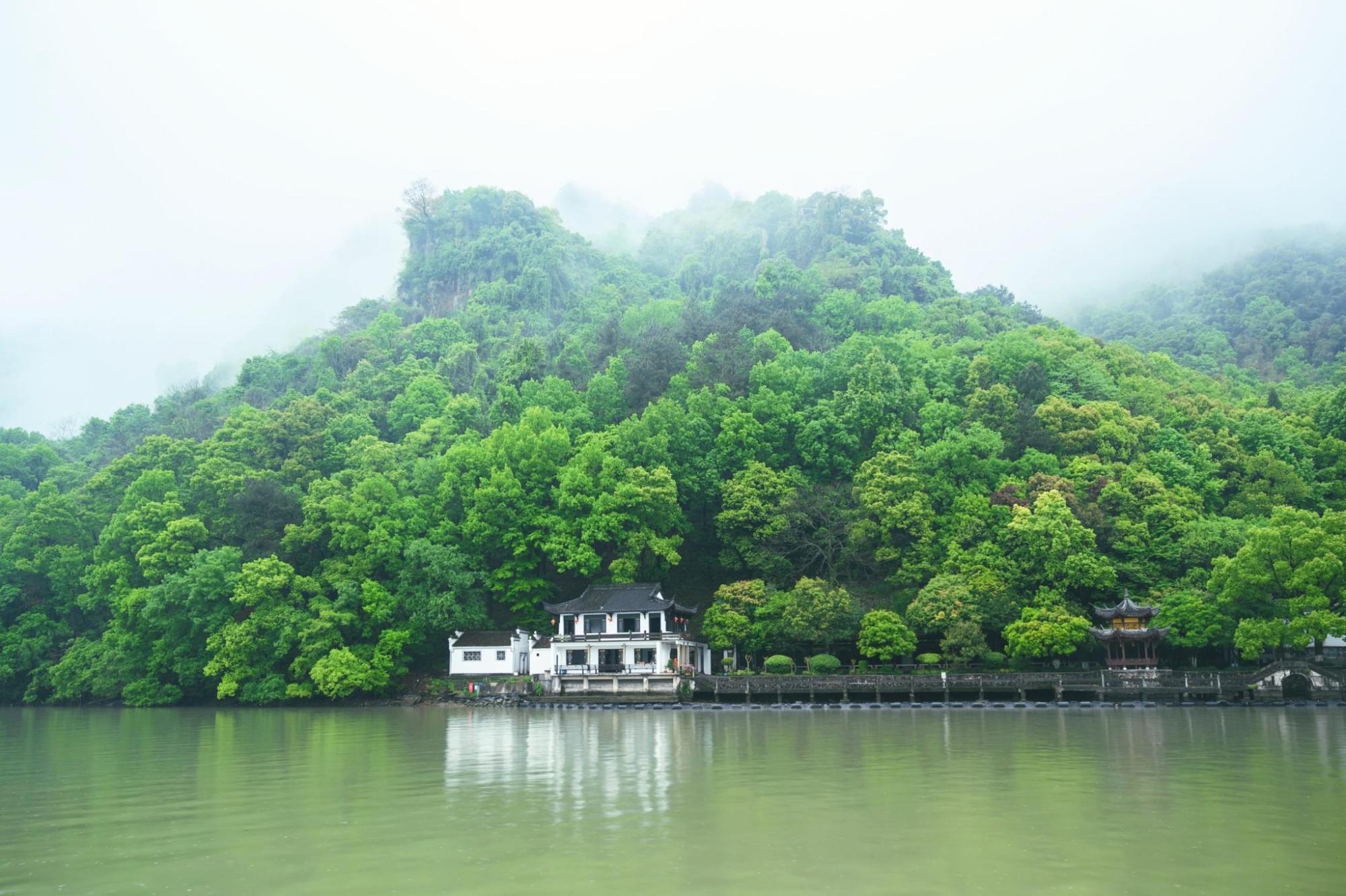 桐庐旅游不可错过的景点,严子陵隐居之地,景色美若世外桃源