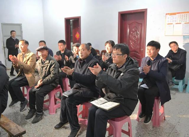 黄晓武在固镇县住村宣讲党的十九届六中全会精神休闲区蓝鸢梦想 - Www.slyday.coM