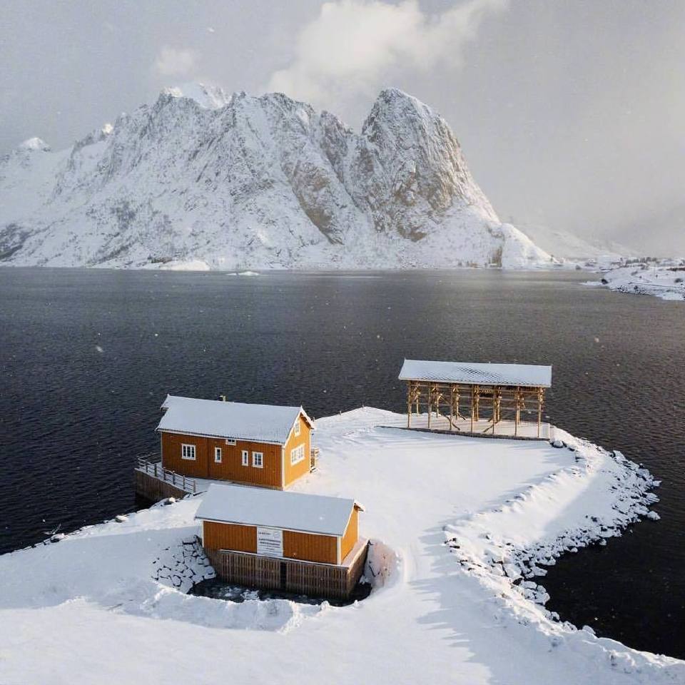 挪威的冬日__财经头条